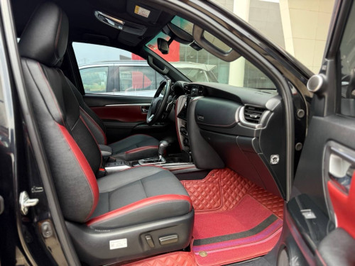 TOYOTA FORTUNER MODELLISTA 2025