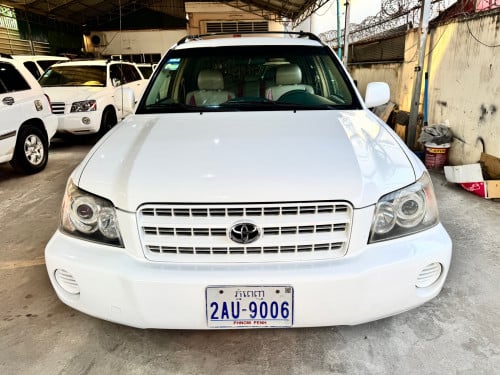 Toyota Highlander 2001 បួនម៉ាសុីន  គ្រឿងក្នុងពណ៌លឿង កៅអីចុច auto ពូកស្បែក​