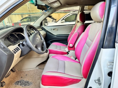 Toyota Highlander 2001 បួនម៉ាសុីន  គ្រឿងក្នុងពណ៌លឿង កៅអីចុច auto ពូកស្បែក​