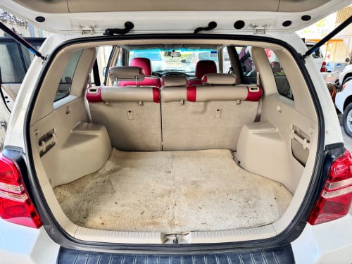 Toyota Highlander 2001 បួនម៉ាសុីន  គ្រឿងក្នុងពណ៌លឿង កៅអីចុច auto ពូកស្បែក​