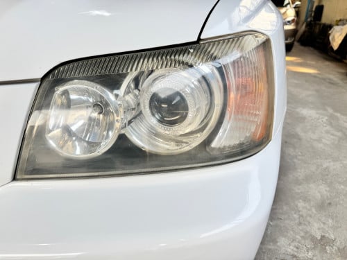 Toyota Highlander 2001 បួនម៉ាសុីន  គ្រឿងក្នុងពណ៌លឿង កៅអីចុច auto ពូកស្បែក​