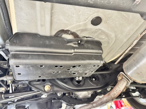 Toyota Highlander 2001 បួនម៉ាសុីន  គ្រឿងក្នុងពណ៌លឿង កៅអីចុច auto ពូកស្បែក​