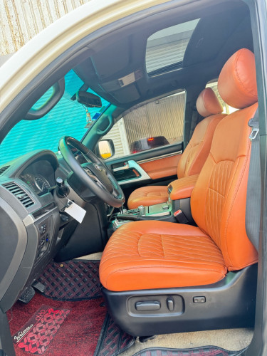 Toyota Landcriuser V6 2009 up 2021 full option