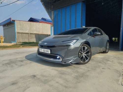 Toyota Prius 2023 XLE ឈ្មោះម្ចាស់ដើម