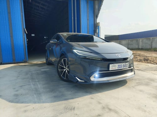 Toyota Prius 2023 XLE ឈ្មោះម្ចាស់ដើម