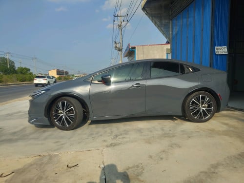 Toyota Prius 2023 XLE ឈ្មោះម្ចាស់ដើម