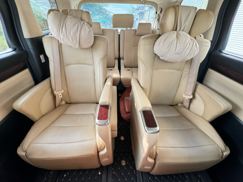Toyota Vellfire 2015 V6 up Alphard 2021 full option