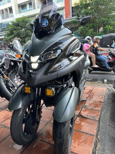 TRICITY300