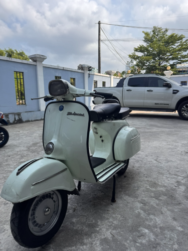 VESPA SPRINT OLD