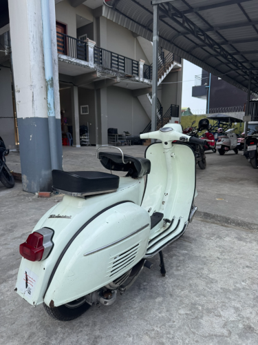 VESPA SPRINT OLD