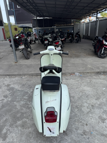 VESPA SPRINT OLD