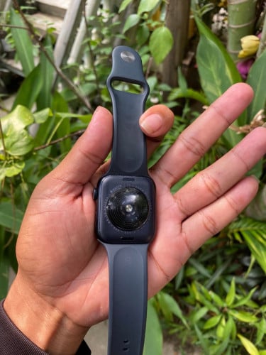 Watch SE2 99% 1xx$