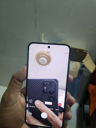 Xiaomi 13 12g/256g_CH(វៃដូរបាន)👉$195