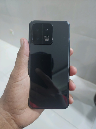 Xiaomi 13 12g/256g_CH(វៃដូរបាន)👉$195