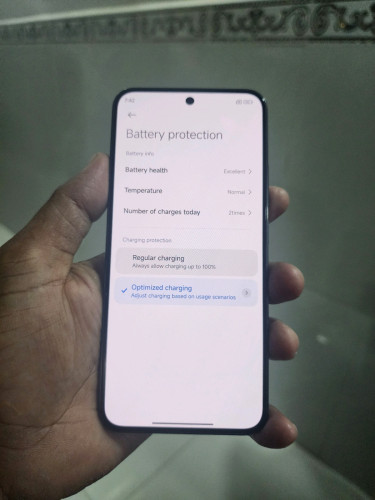 Xiaomi 13 12g/256g_CH(វៃដូរបាន)👉$195