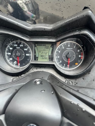 XMAX250