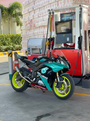 Yamaha r6 ម៉ាស៊ីនសាណុំមិនដែលដោះ សាណុំតាន់ មិនដែនប៉ះសោ