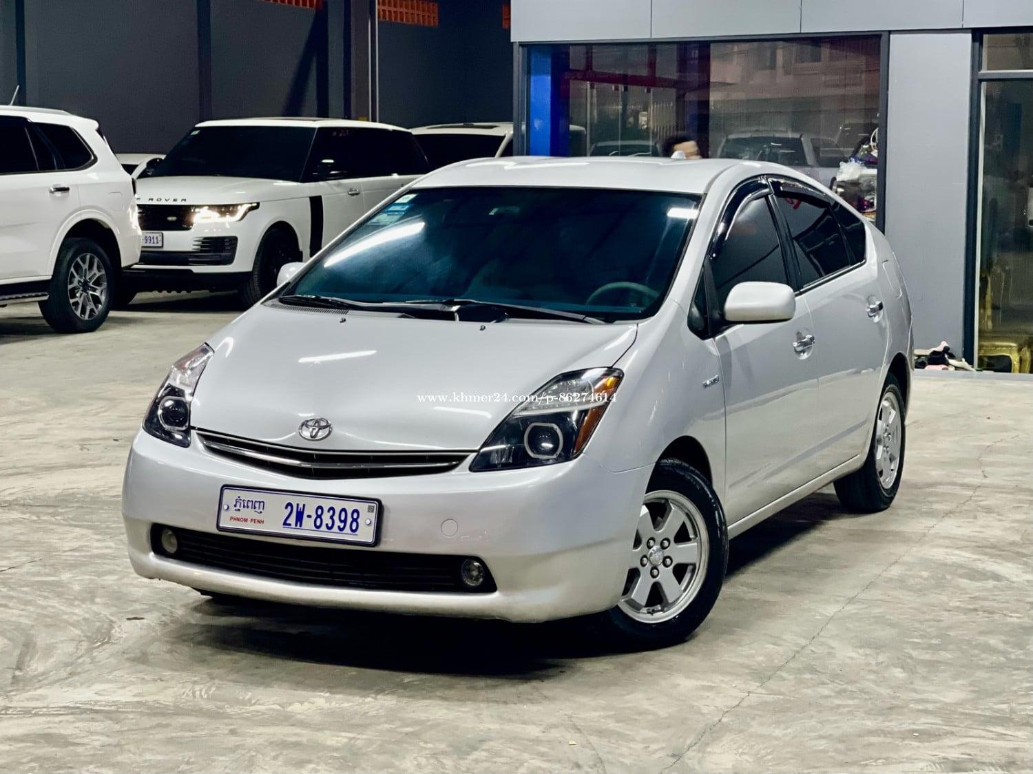 ឡានលក់ prius 06 full option ជាប្រភេទមេឡានអត់មានប្រវត្តិបុកប៉ះ