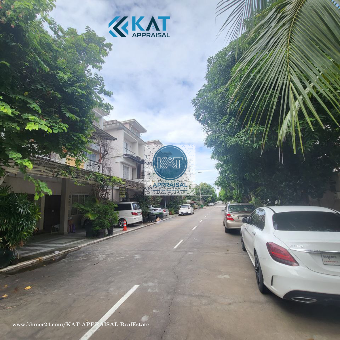 វីឡាភ្លោះសម្រាប់ជួល | Twin A Villa For Rent