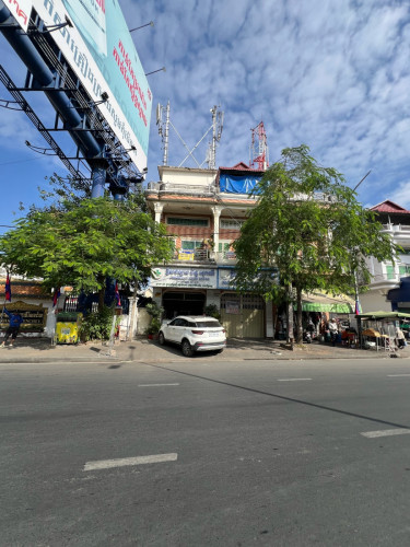 ផ្លូវលើផ្លូវសហពន្ធរុស្សីលក់បញ្ចុះតំលៃពិសេស