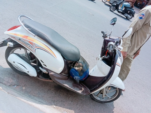 ម៉ូតូ