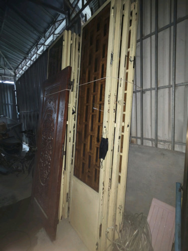 ទ្វារមួលមួយតឹក