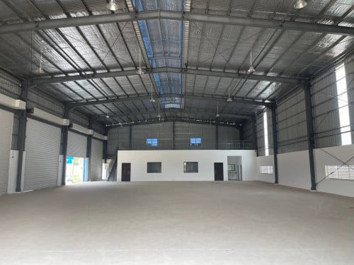 ឃ្លាំងសម្រាប់ជួលនៅសែនសុខ