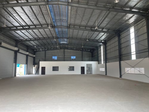 ឃ្លាំងសម្រាប់ជួលនៅសែនសុខ