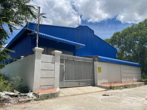 ឃ្លាំងសម្រាប់ជួលនៅសែនសុខ