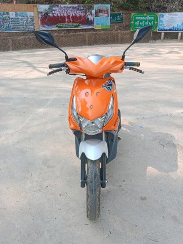 ម៉ូតូសម្រាប់លក់