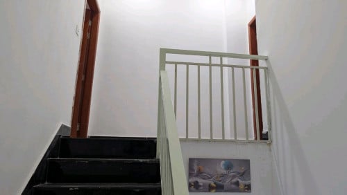 ផ្ទះល្វែង 2ជាន់ តំលៃ230$