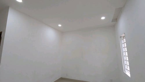 ផ្ទះល្វែង 2ជាន់ តំលៃ230$