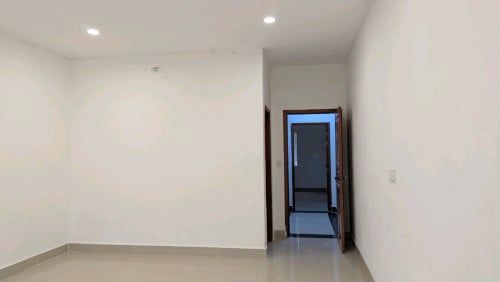 ផ្ទះល្វែង 2ជាន់ តំលៃ230$