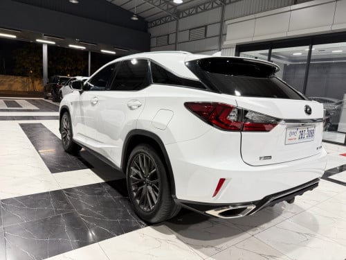 លក់​ 350 016 F-Sport pg2 ថ្នាំ​សុីនមួយជុំ​ ម្ចាស់ដេីម​ផ្ទាល់​