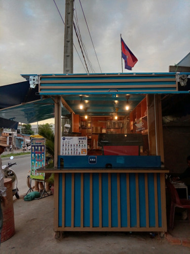 លក់មួយសេត ទូរនិងម៉ាសុីនកាហ្វេដៃពីរ.3500ចចារ