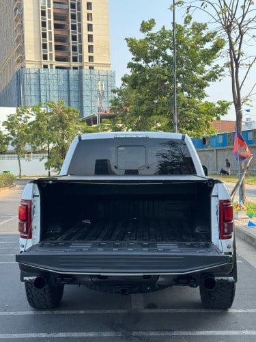 កាត់បានថ្មីៗ Ford F-150 Raptor 2017, ពិន្ទុ​94 , Full ទ្បានមូល​ អត់​បុក​ អត់បាញ់ថ្នាំ​ធានាម៉ាសុីន​