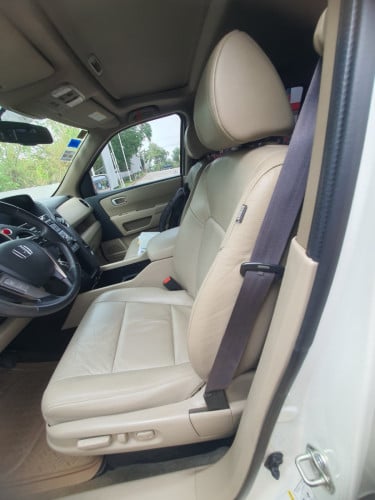 លក់ឡានជិះផ្ទាល់ខ្លួន HONDA Pilot 2014 V6 full options