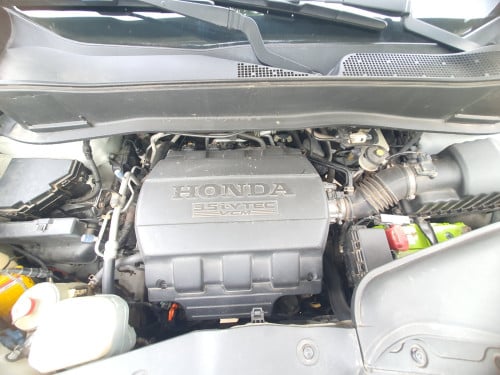 លក់ឡានជិះផ្ទាល់ខ្លួន HONDA Pilot 2014 V6 full options