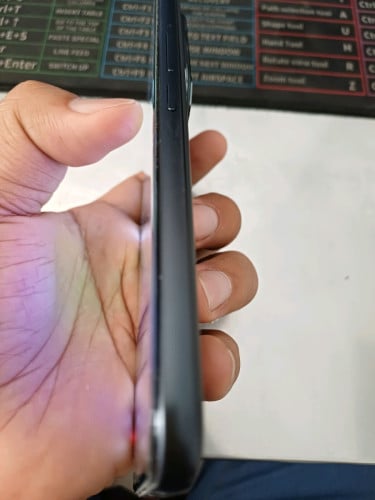 ស្អាតដូចថ្មីHonor P400 Pro 5g