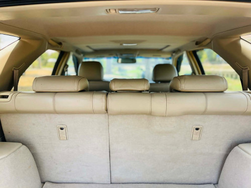 ឡានលក់បងប្អូនតោះប្រភេទLexusRX300ឆ្នាំផលិត2002HalfFullOptionតំលៃតែ10900$និយាយគ្នាបានក្រុងសៀមរាបបងអូន