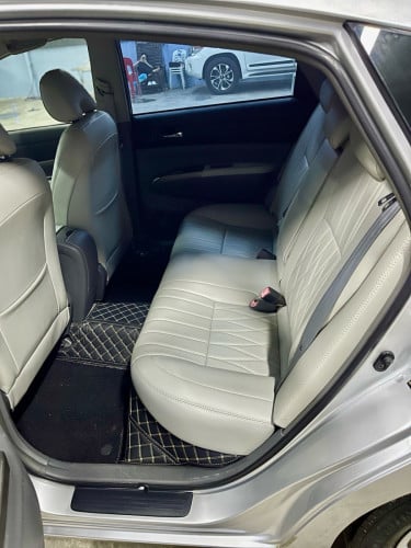 ឡានលក់ prius 06 full option ជាប្រភេទមេឡានអត់មានប្រវត្តិបុកប៉ះ