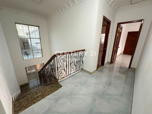 វីឡាសម្រាប់ជួល នៅទួលគោក/  Shophouse for rent Toul Kork
