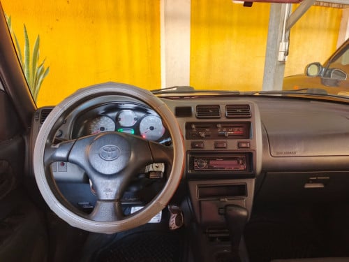 ឡានលក់ Toyota RAV4 1999 តម្លៃ 5000$ ចរចា
