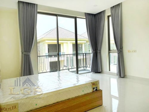 🏠វីឡាភ្លោះ បែបម៉ូដឺន សម្រាប់ជួល | Twin Villa Modern for Rent