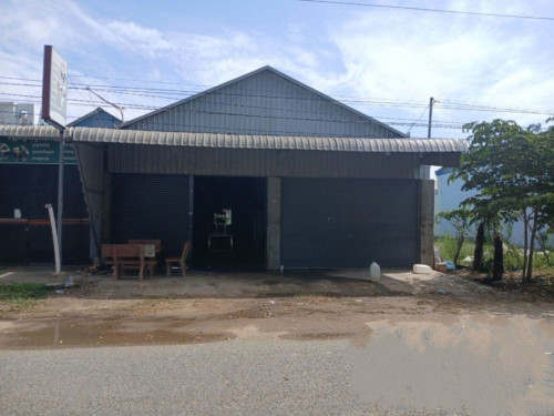 🏦Warehouse Available for Urgent Sale at a Special Price (Negotiable).