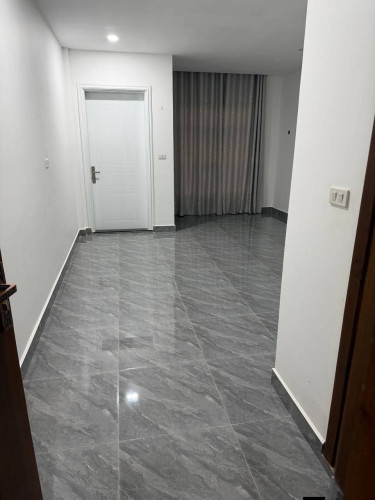 🏫 出租房屋🛏️37间卧室,大厅面积330平方