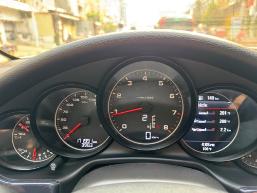 🚘Porsche Panamera ឡានស្អាតតម្លៃពិសសមាន1មុឺនបង់រំលស់ជាមួយឃ្លាំងផ្ទាល់បានខូចCBCក៏រំលស់បាន។