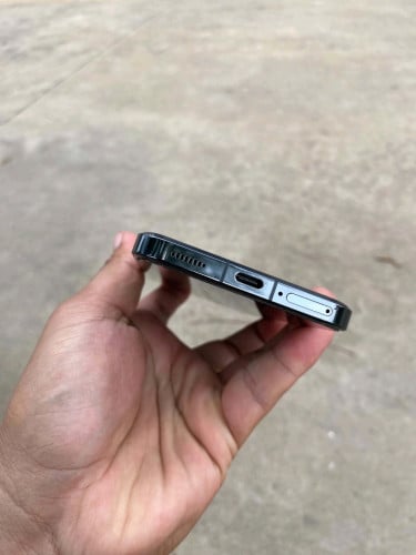 ចង់វៃដូរ Xiaomi mi 13 ram 12G error wifi Bluetooth នឹងជាំតិច