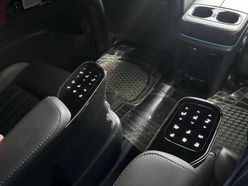 2024 GAC GN8