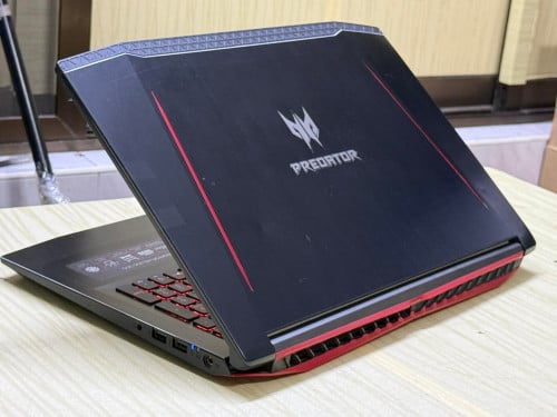 Acer Predator Helios 300 / Core I7-8th Gen /Ram 8GB / 256GB SSD + 1.0TB / NVIDIA 6GB /15.6"
